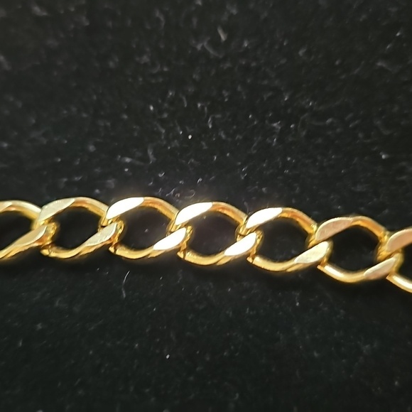 HEARTS of all sizes NECKLACE - Picture 6 of 7